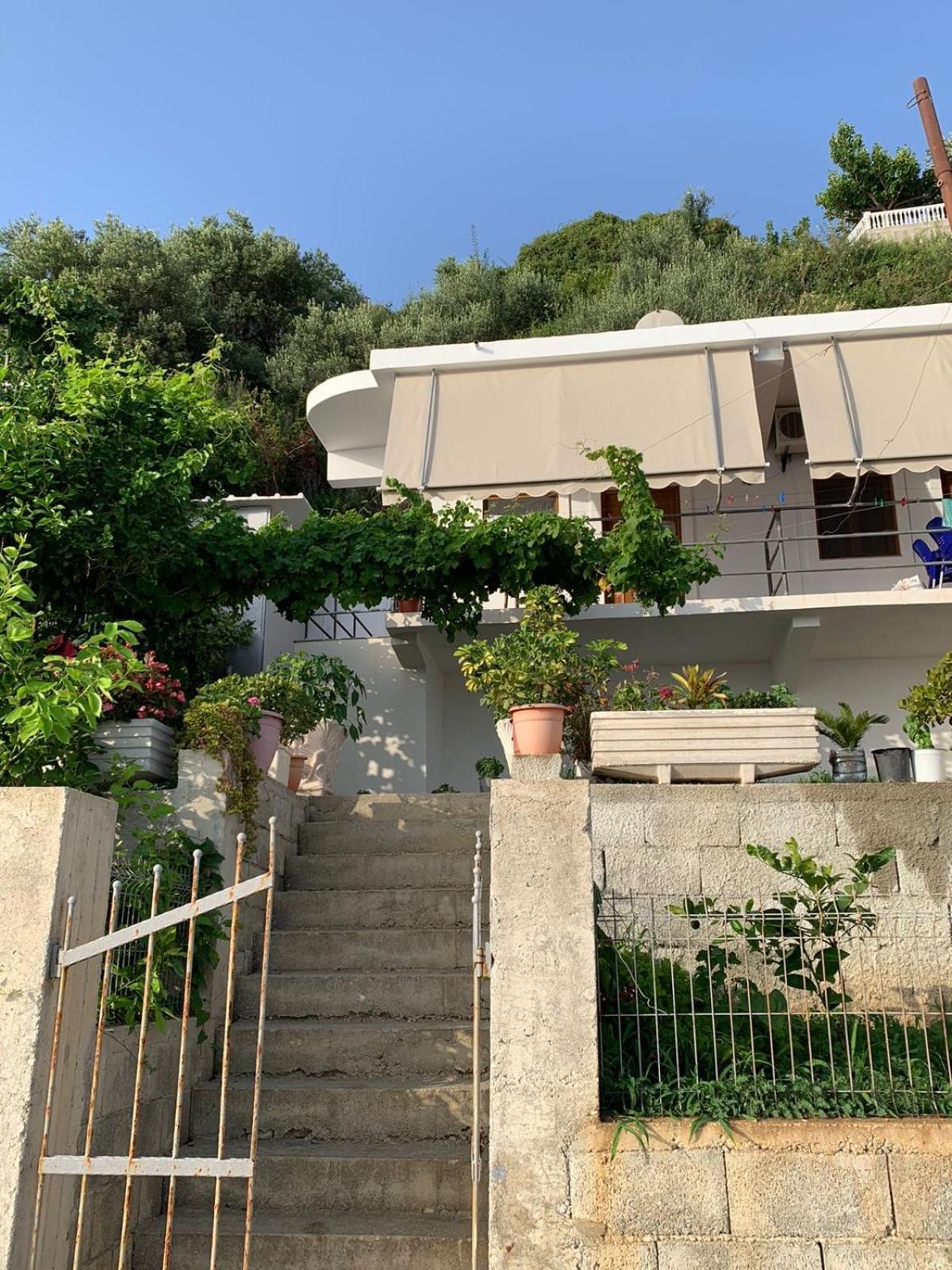 Sea La Vie Anesti Apartment Borsh Exterior foto